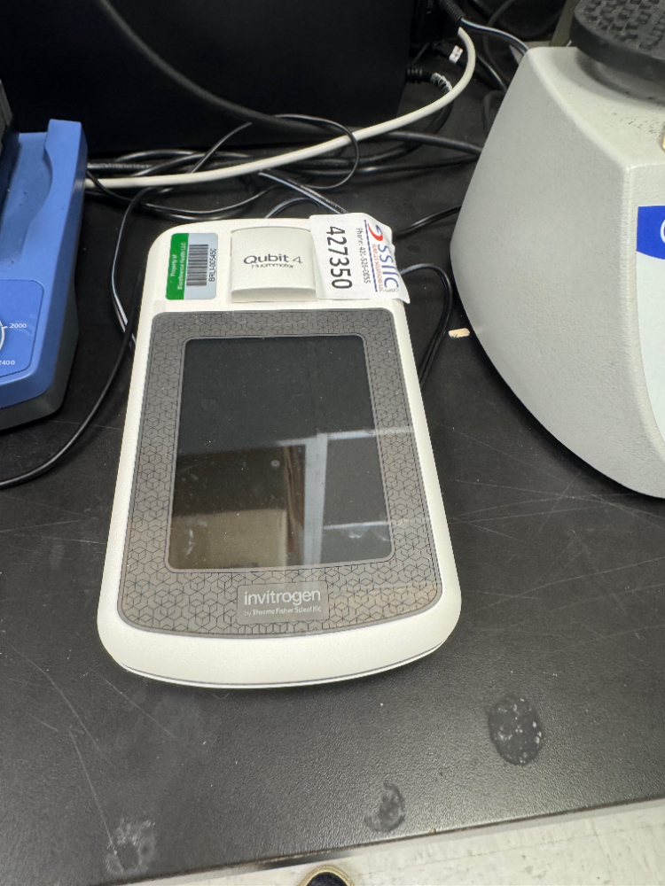 Image of Invitrogen Qubit 4 Fluorometer